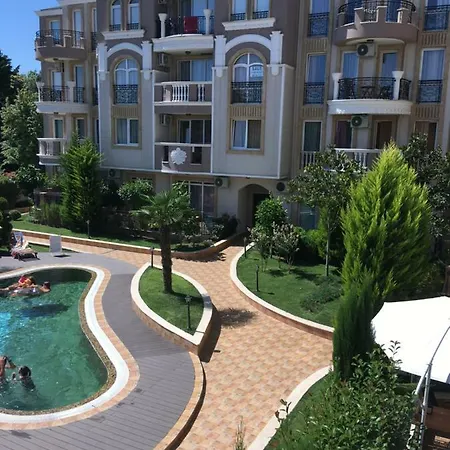 Apartment Vase With Pool Ravda